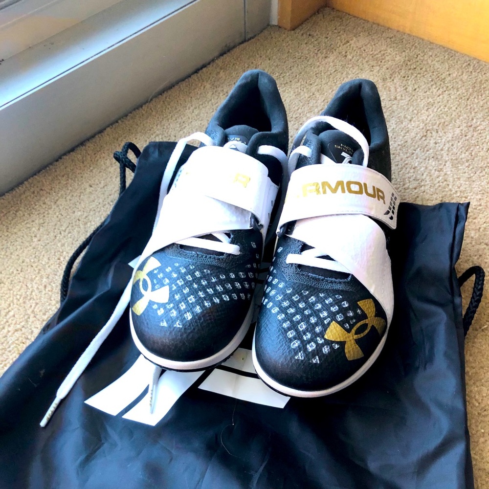 Under armour jump spikes